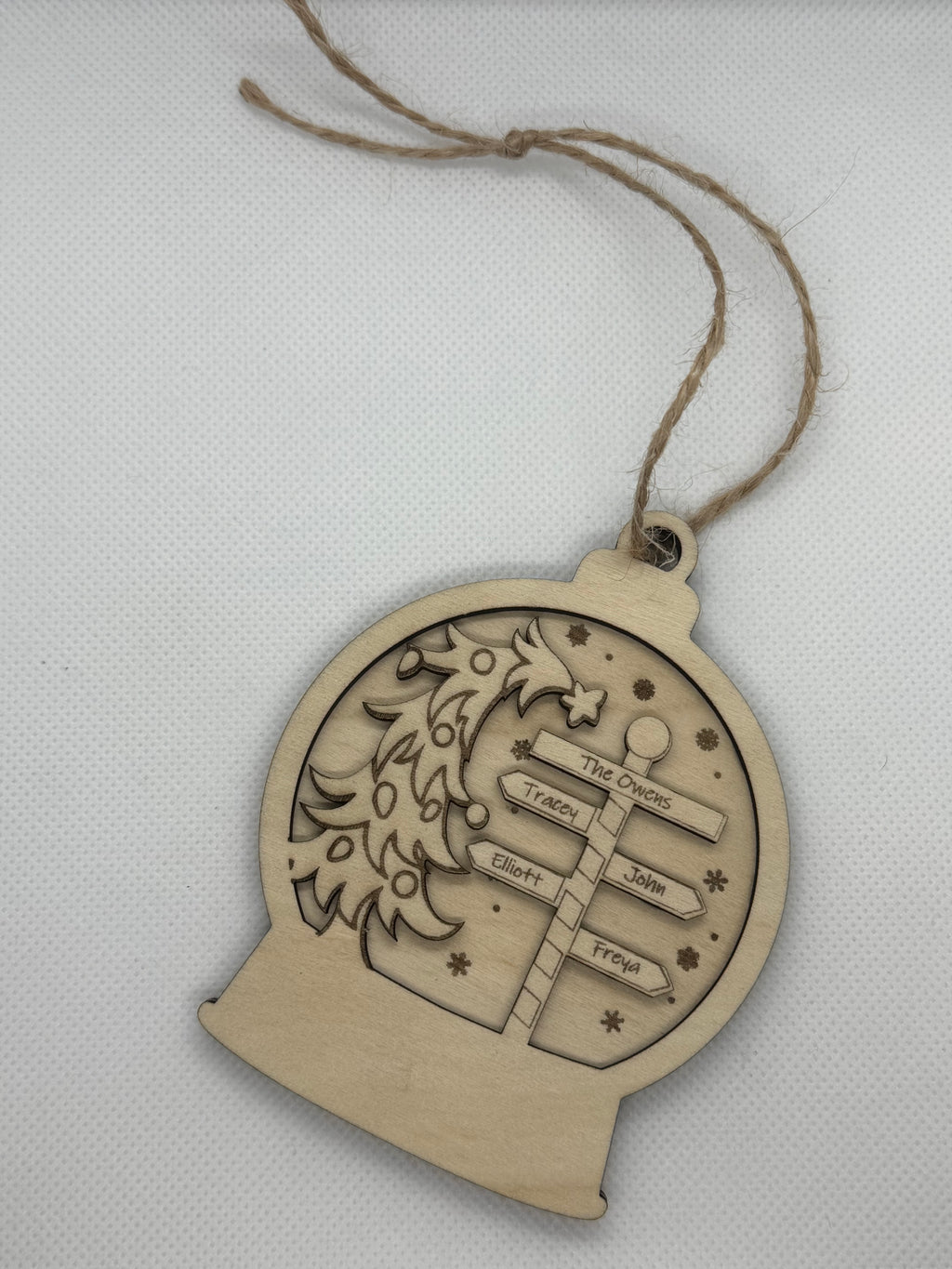 Personalised Family & Pet Christmas Baubles | Custom Wooden Tree Decorations | Engraved Family Name Ornaments | Handmade Gift Keepsake